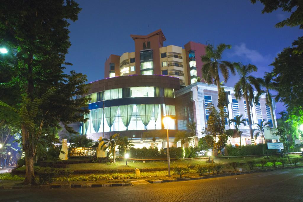 Nam Center Hotel Kemayoran Jakarta Exteriör bild