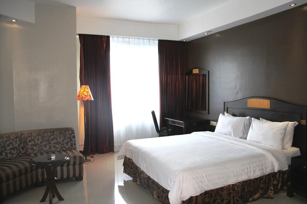 Nam Center Hotel Kemayoran Jakarta Exteriör bild
